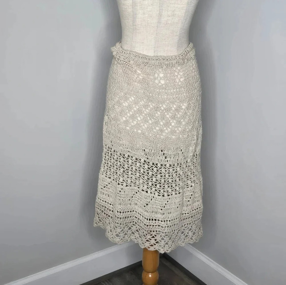 Handmade Crochet Knee-length Peek Through Skirt sz M - Picture 2 of 4